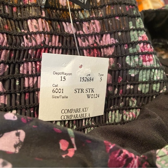 BNWT‎ Zara women’s floral  puffed sleeve cropped top in size x-small - Picture 11 of 12